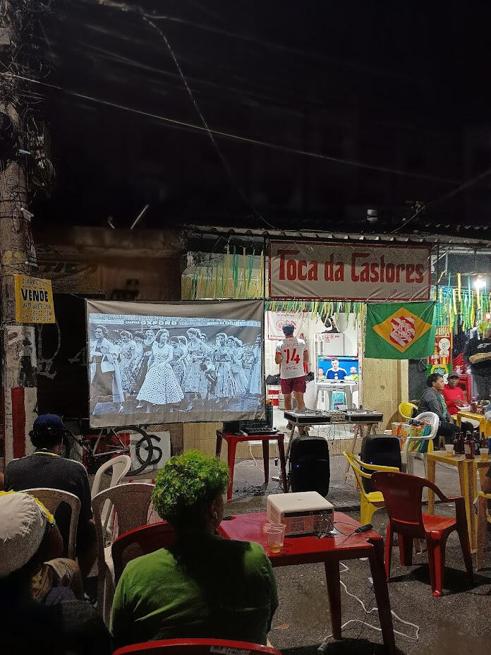 exibição na Toca da Castores, em Bangu